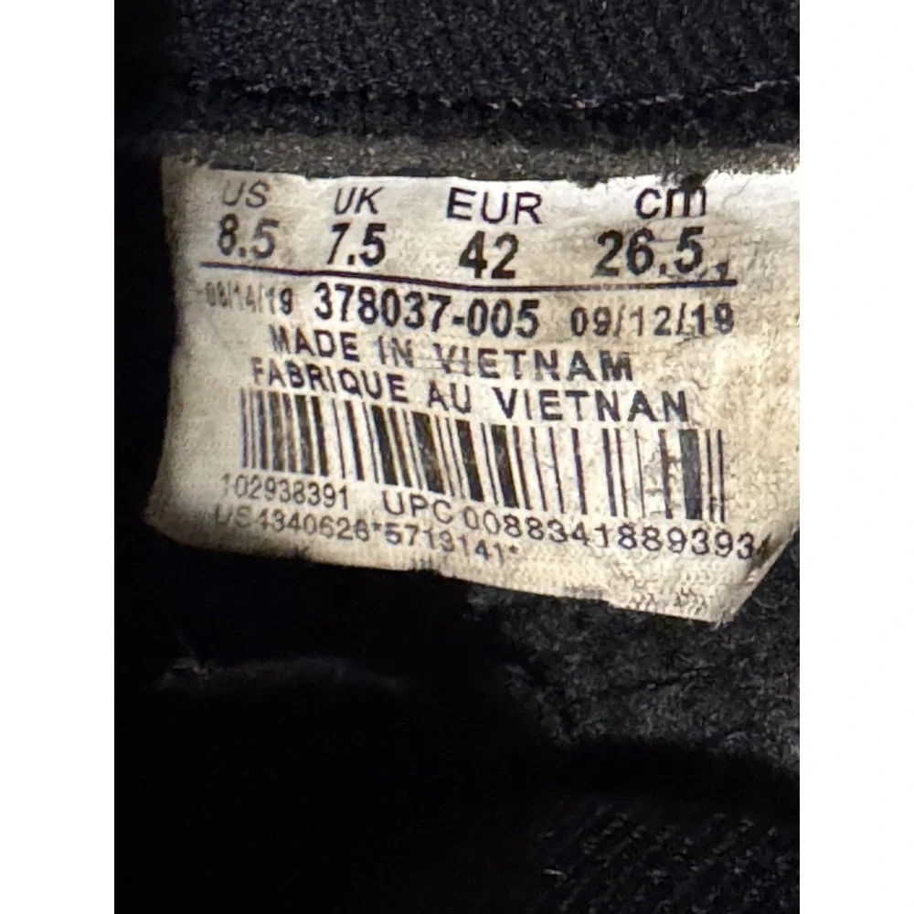 Jordan Men's Air Jordan 11 Retro Cap And Gown Shoes Size 8.5 Black